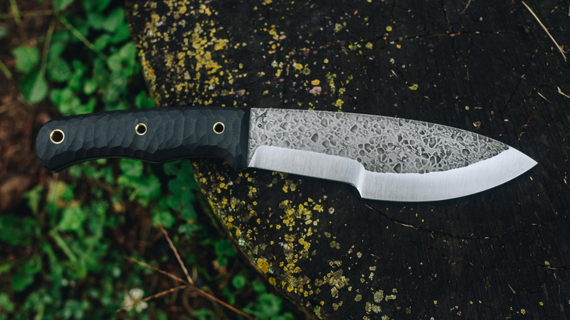 Bullshark - in textured black G-10 - (Procut)
